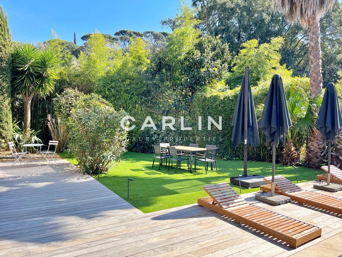 Villa in La Croix-Valmer, Provence-Alpes-Côte d'Azur, France 4 - 16766381
