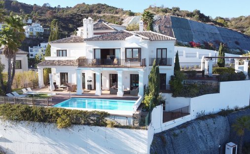 Villa in Benahavis, Andalusia, Spain 1