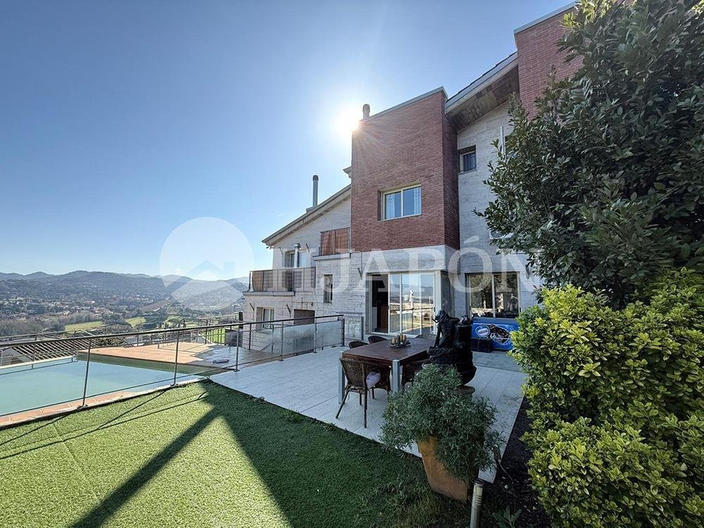 House in Montornes del Valles, Catalonia, Spain 3 - 17486002