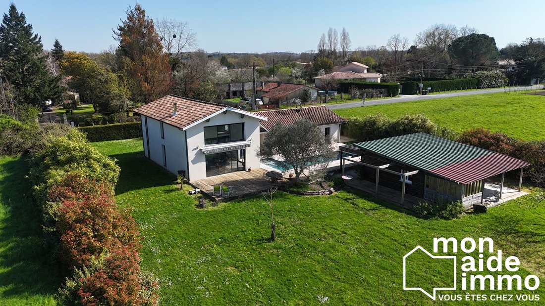 House in Lignan-de-Bordeaux, Nouvelle-Aquitaine, France 1 - 17489375