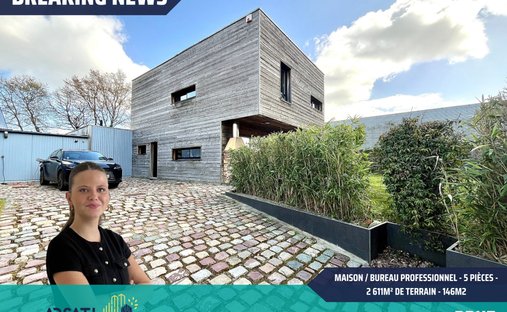 House in Ouest, Bruz, France 1