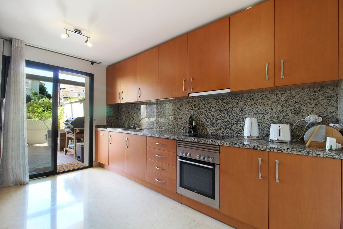 Apartment in Benahavis, Andalusia, Spain 4 - 16130270