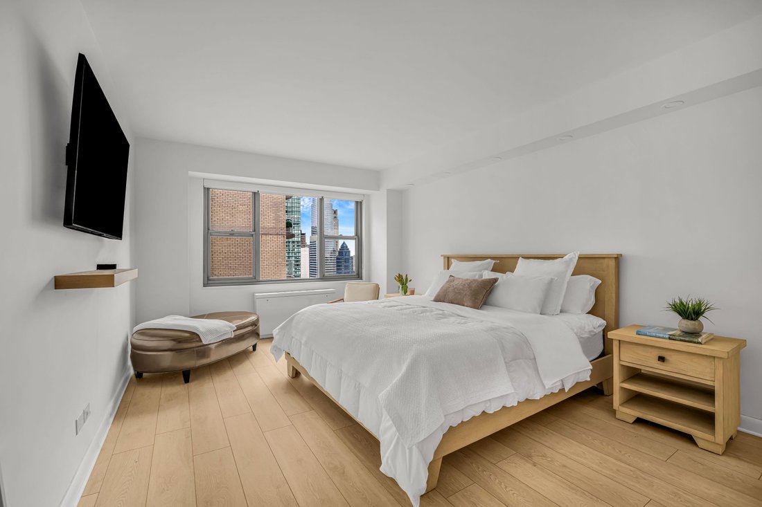 Co Op in New York, New York, United States 5 - 17489500