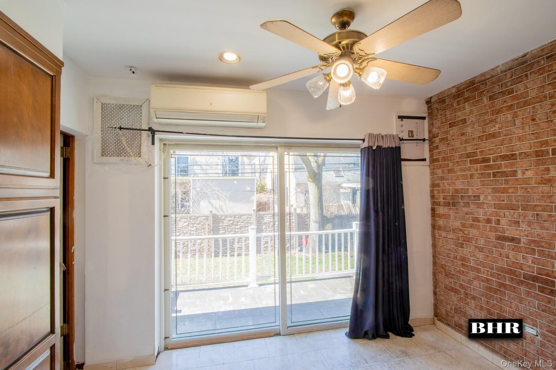 House in New York, New York, United States 5 - 17484662