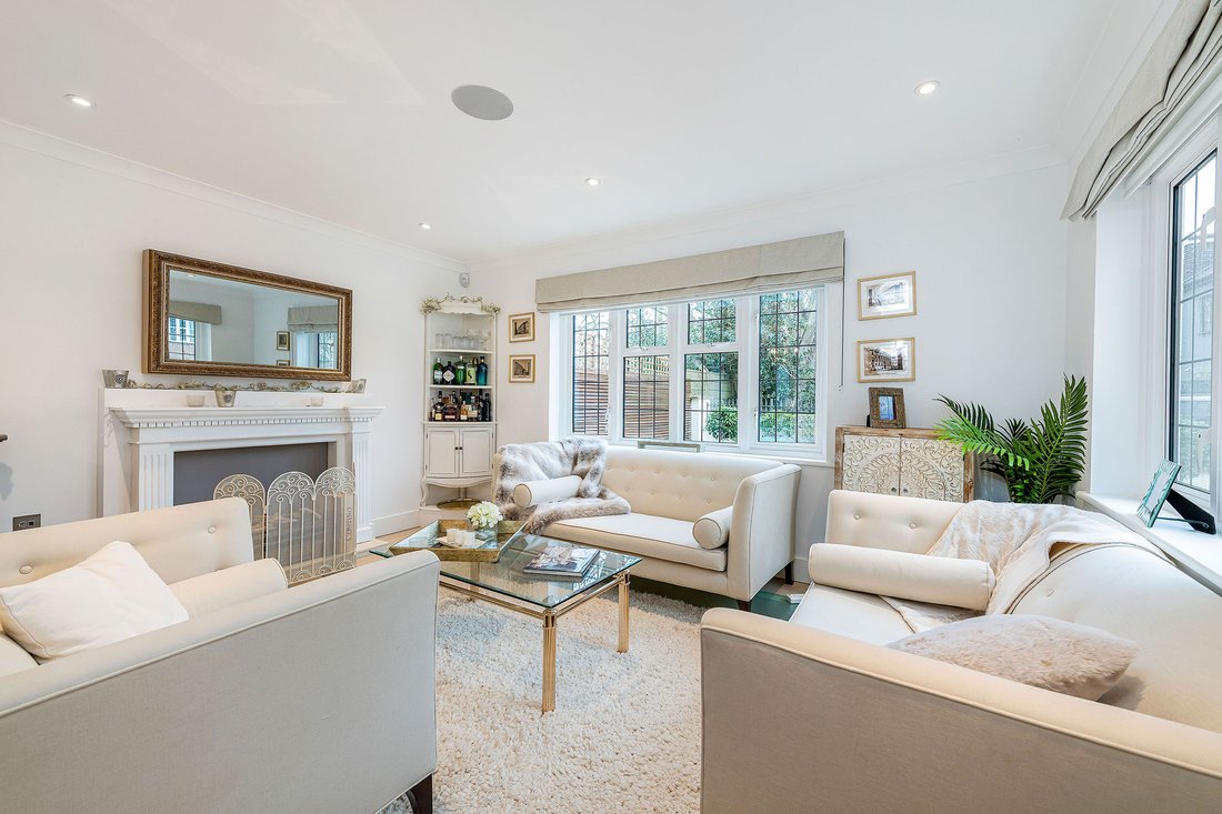 House in Barnes, Richmond Upon Thames, England 2 - 17488266
