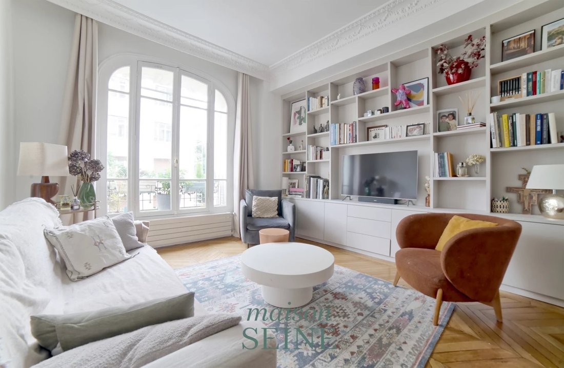 Apartment in Saint James-Delabordère, Neuilly-sur-Seine, France 1 - 17488482