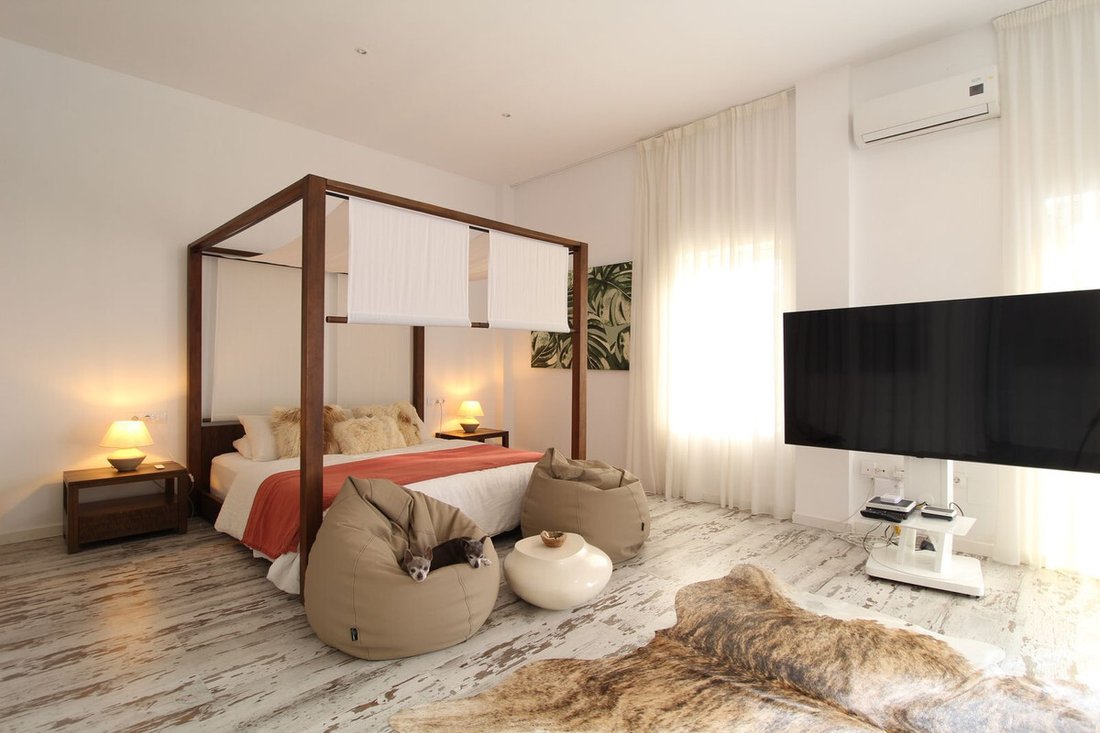 Villa in Estepona, Andalusia, Spain 5 - 14964609