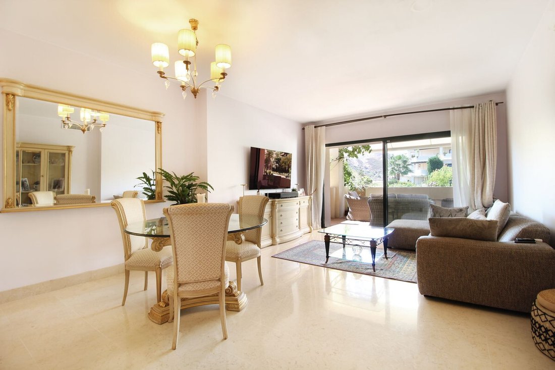 Apartment in Benahavis, Andalusia, Spain 3 - 16130270