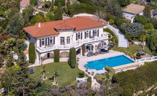 Villa in Les Termes, Mandelieu-la-Napoule, France 1