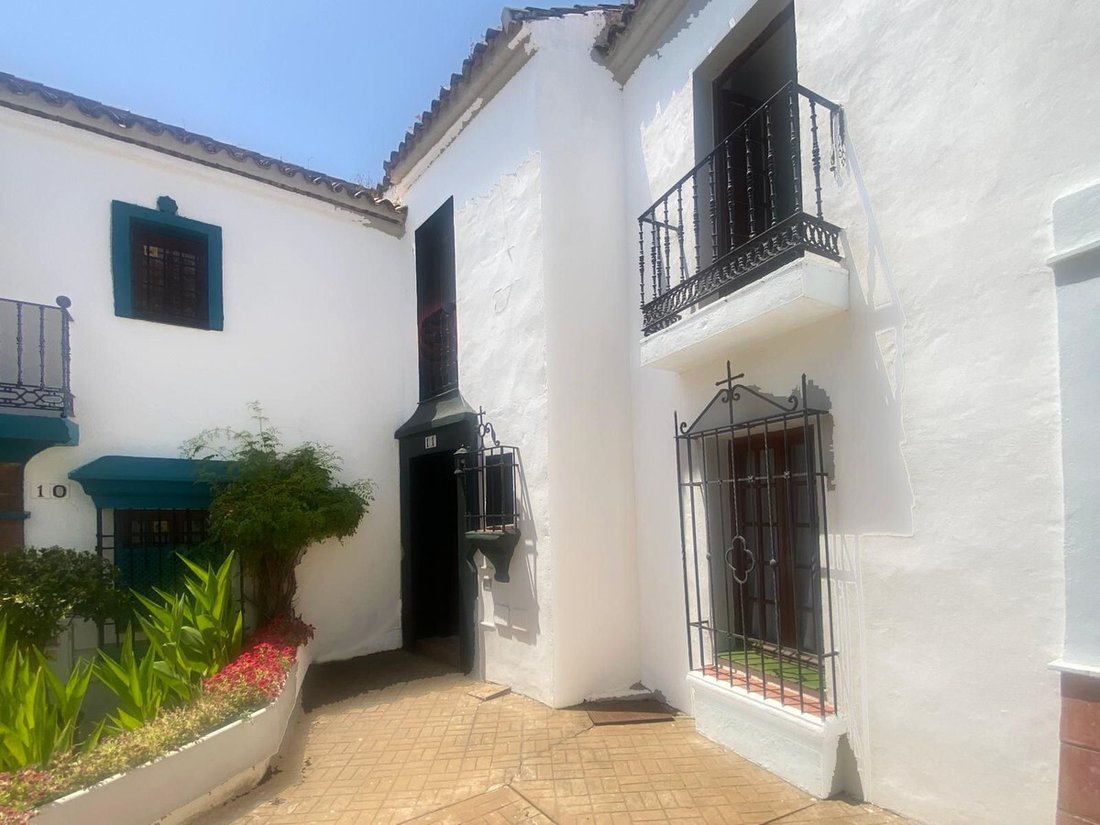 Townhouse in Guadalmina Baja, San Pedro de Alcantara, Spain 5 - 16042700