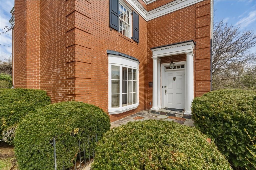 House in Pittsburgh, Pennsylvania, United States 3 - 17489079