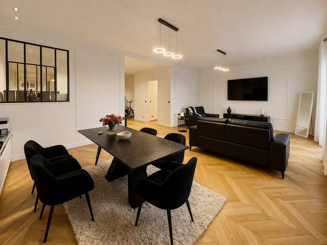 Apartment in Muette Sud, Paris 16e Arrondissement, Paris 1 - 17482970