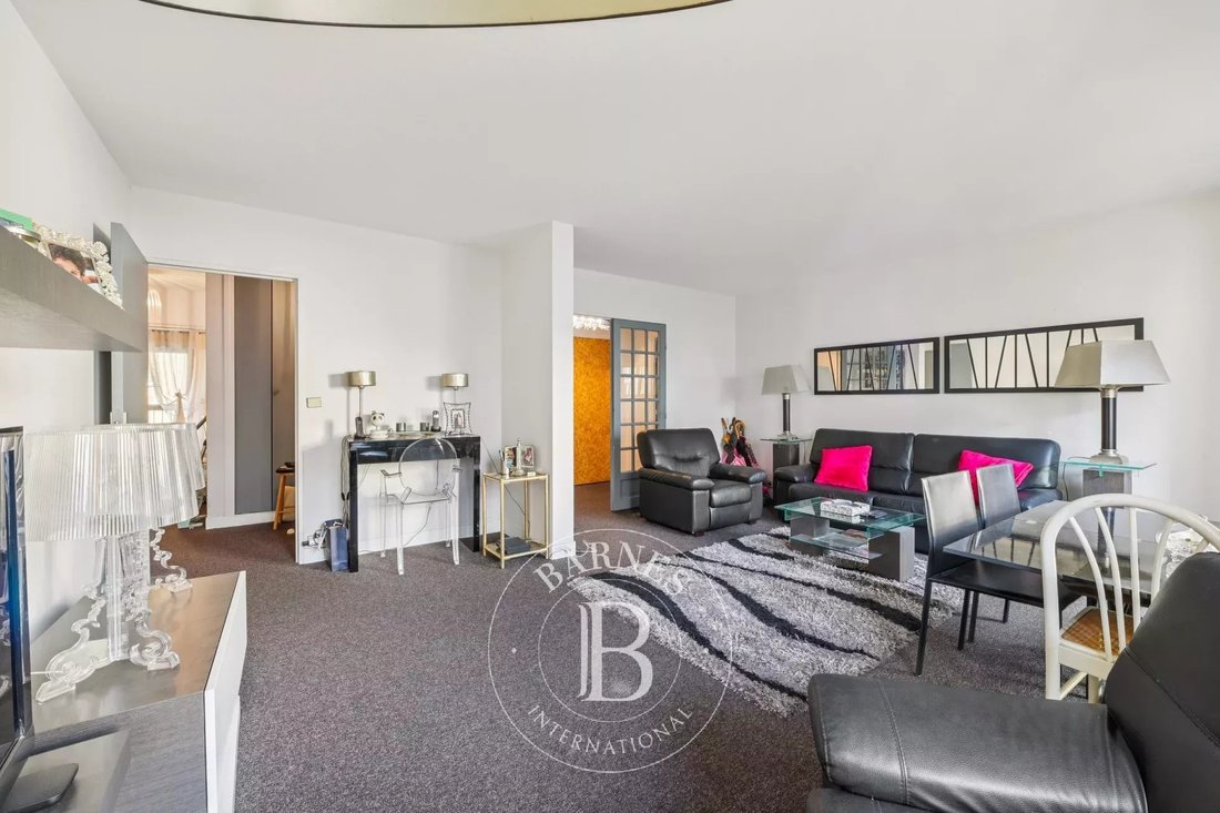 Apartment in Auteuil Sud, Paris 16e Arrondissement, Paris 2 - 17487577