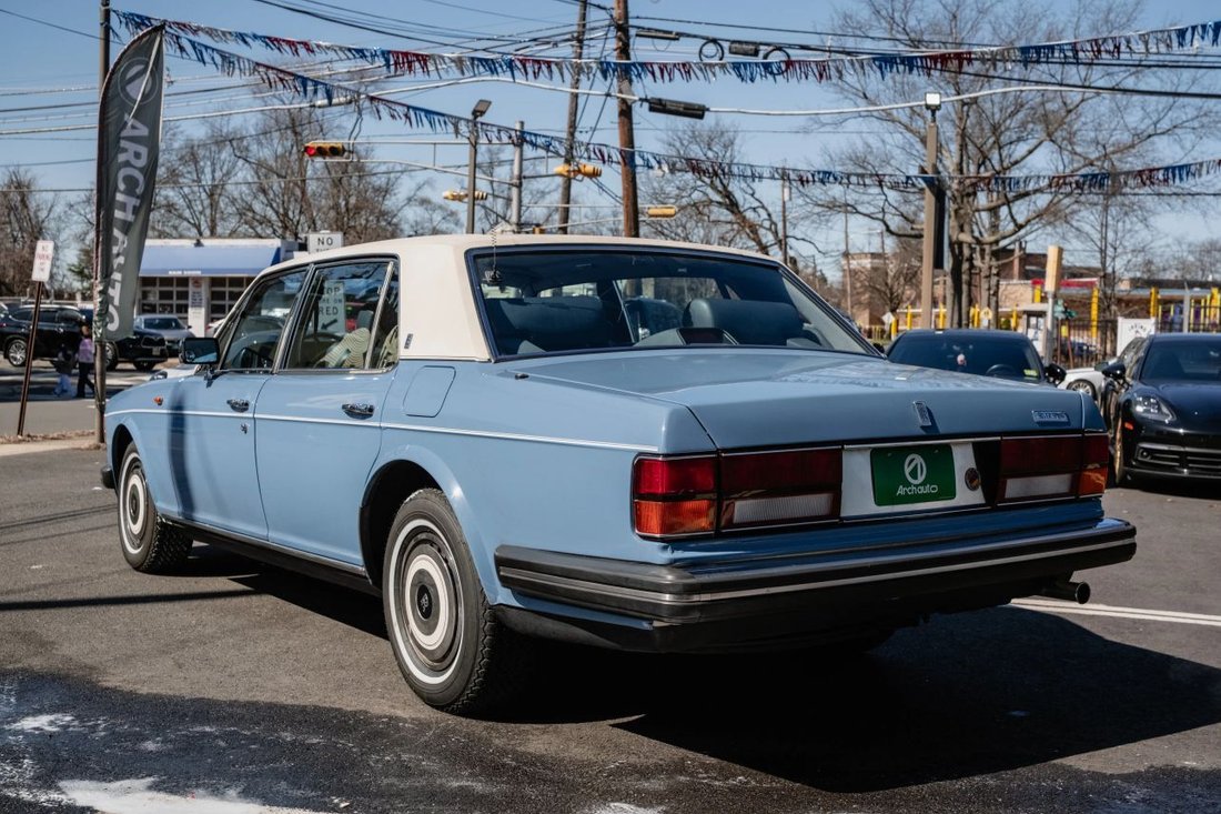 Sedan in Highland Park, NJ, United States 5 - 16047191