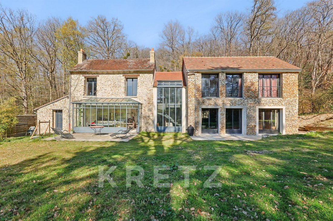 House in Grosrouvre, Ile-de-France, France 1 - 17488394