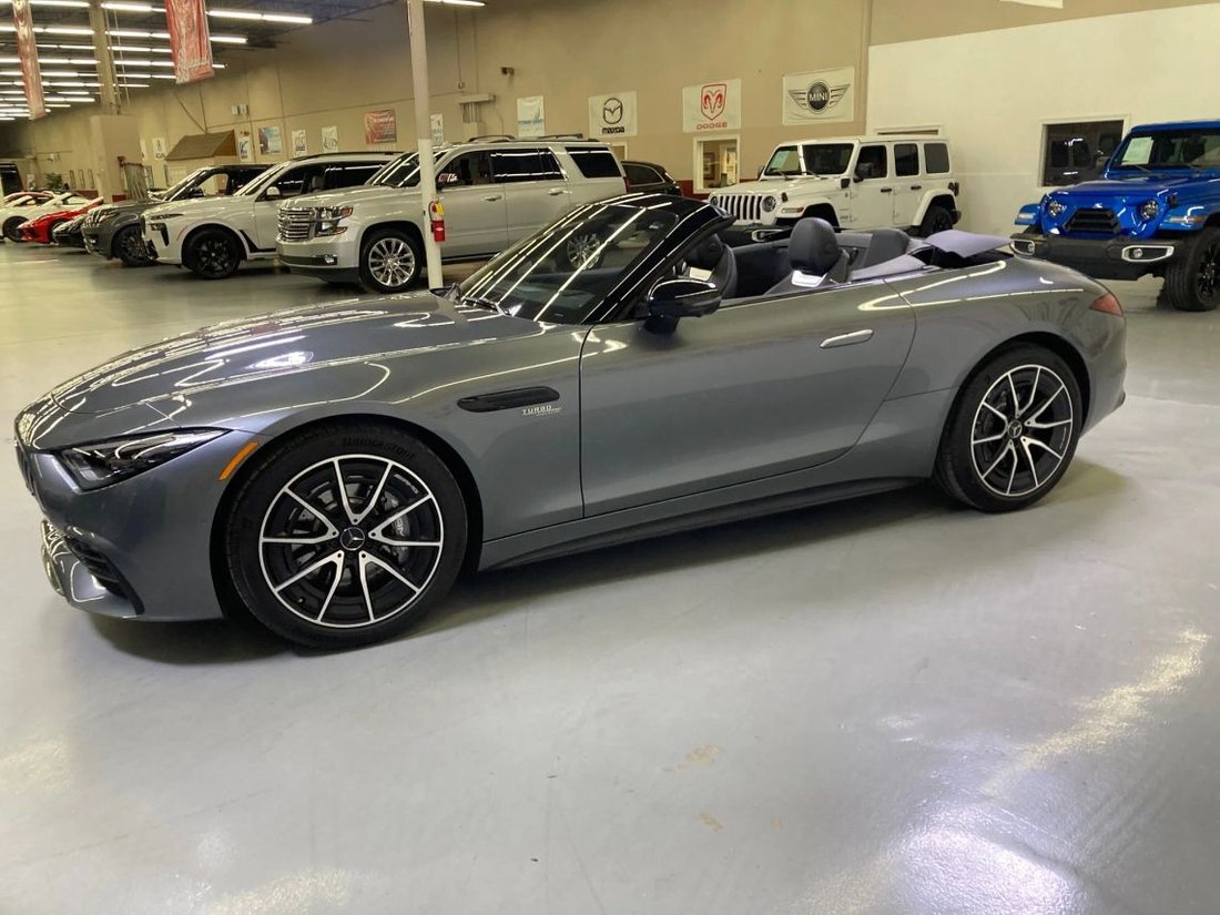 Cabriolet in Tucker, GA, United States 4 - 17428024