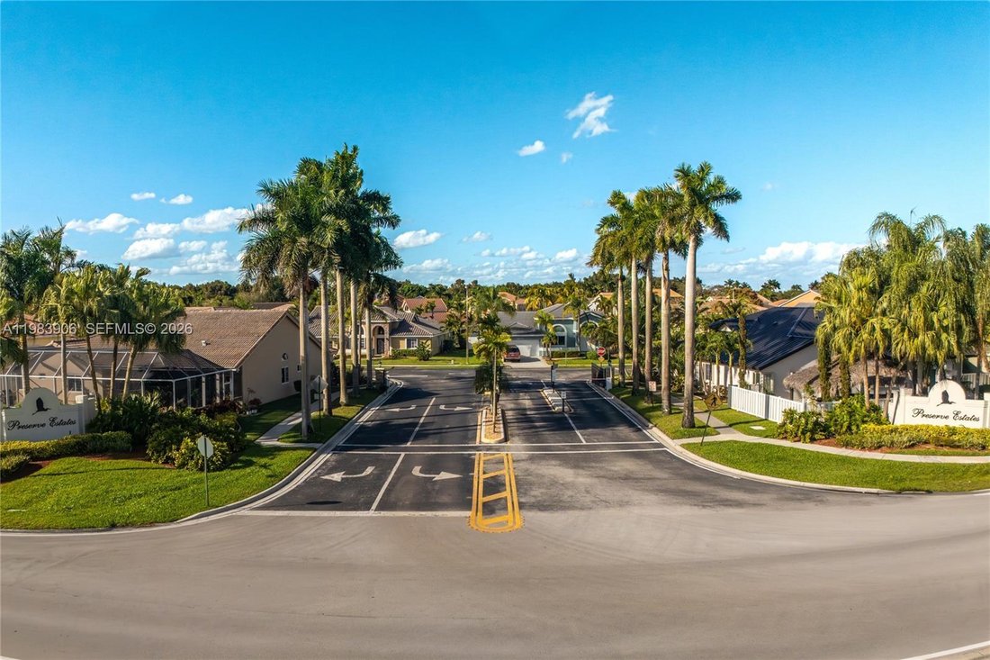 House in Miramar, Florida, United States 5 - 17480744
