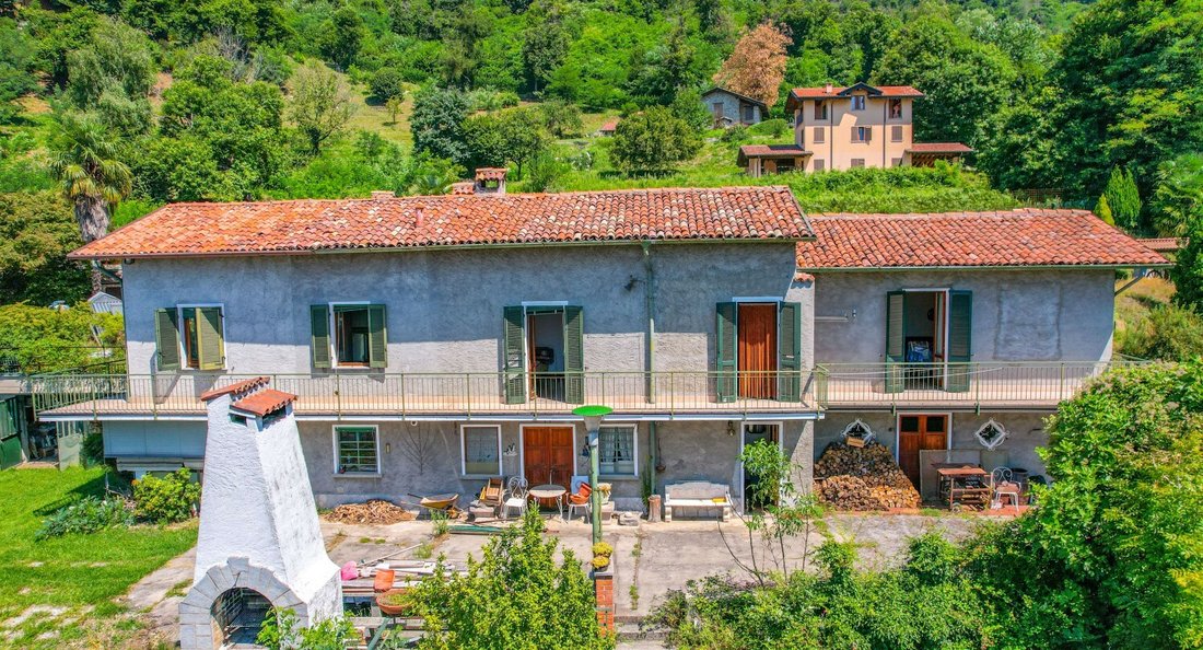 House in Laveno-Mombello, Lombardy, Italy 1 - 17479446
