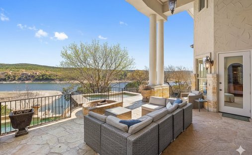 House in Jonestown, Texas, United States 1