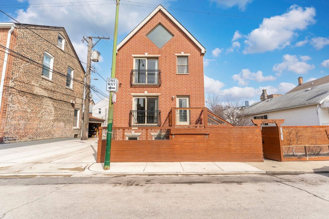 Chicago, Illinois, United States 1 - 17479640