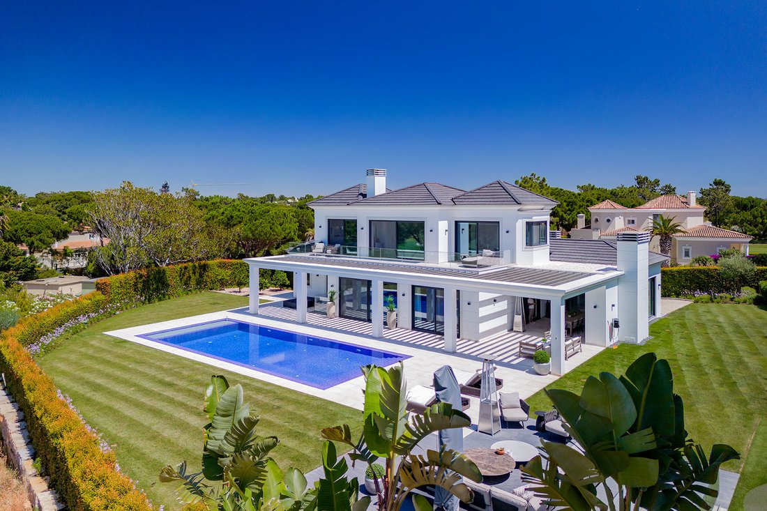 Villa in Quinta do Lago, Almancil, Portugal 1 - 17480004