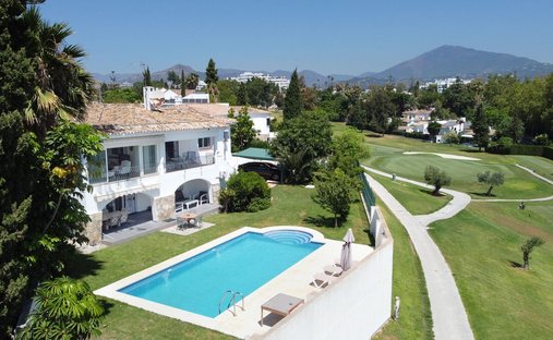 Villa in Guadalmina Alta, San Pedro de Alcantara, Spain 1
