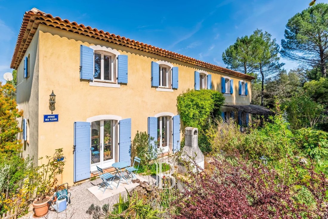 Bras, Provence-Alpes-Côte d'Azur, France 4 - 17488290