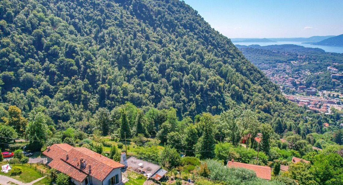 House in Laveno-Mombello, Lombardy, Italy 4 - 17479446