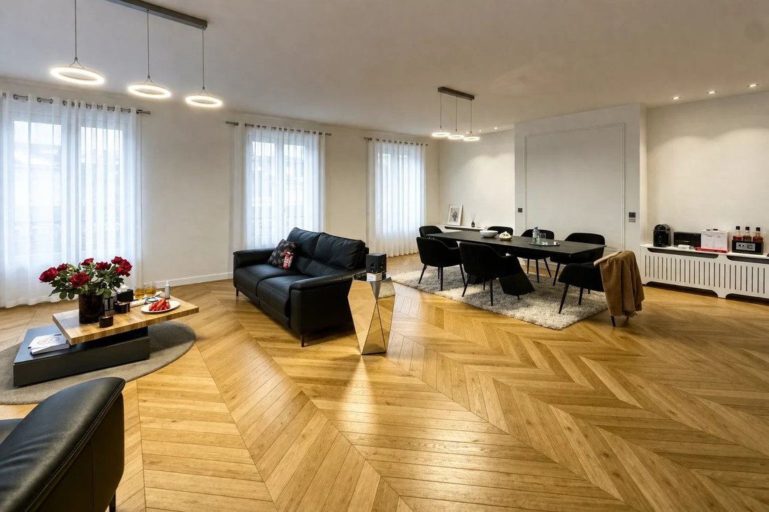 Apartment in Muette Sud, Paris 16e Arrondissement, Paris 3 - 17482970