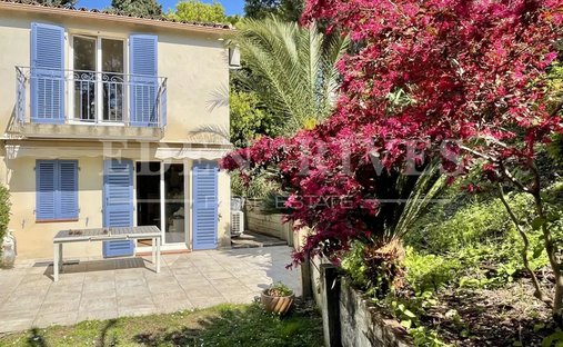 House in Fontmerle, Antibes, France 1