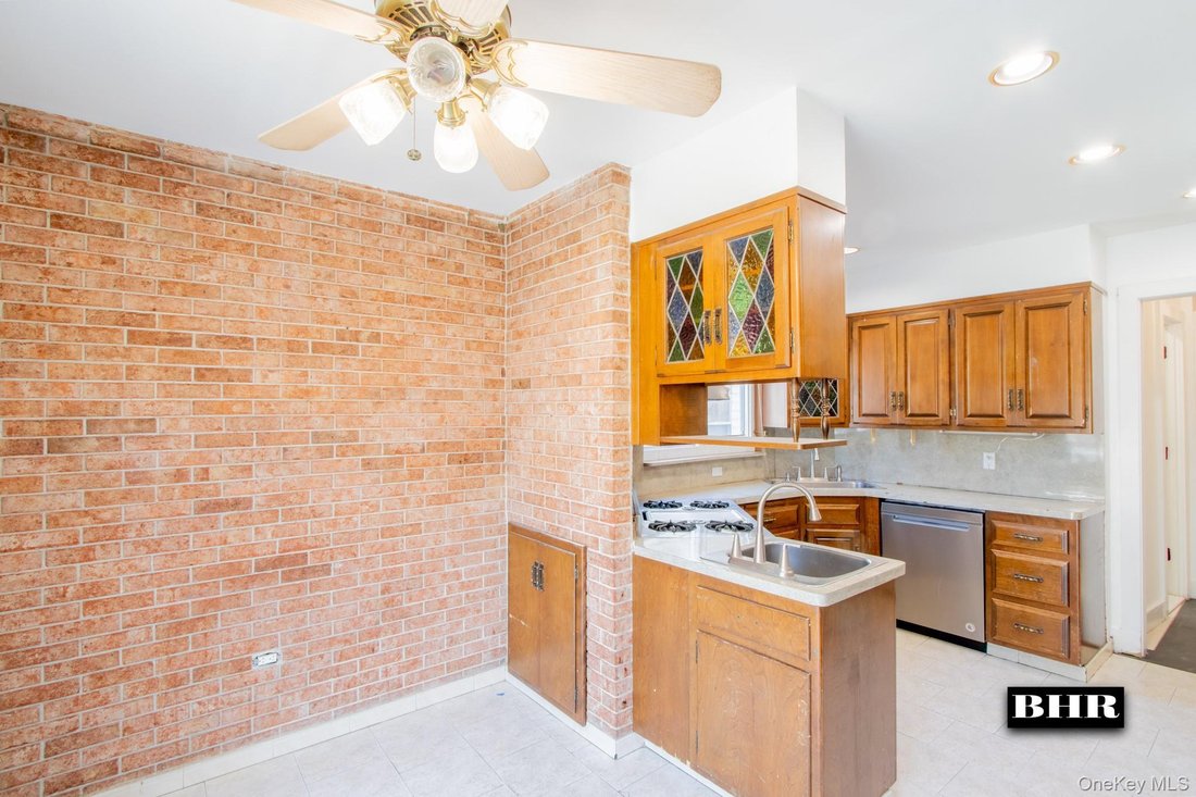 House in New York, New York, United States 4 - 17484662