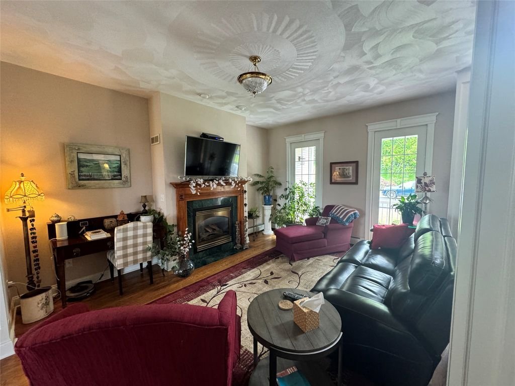 House in Endicott, New York, United States 5 - 17488993