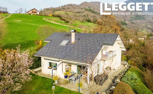 House in Aiton, Auvergne-Rhône-Alpes, France 1