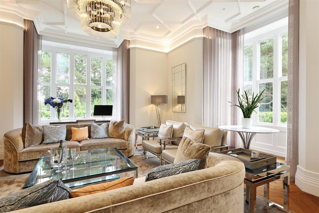 Apartment in Dorking, England 3 - 17486431