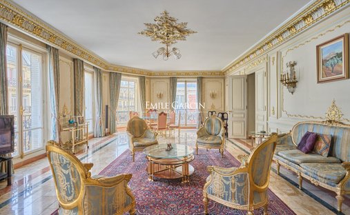 Apartment in Triangle d'Or, Paris 8e Arrondissement, Paris 1