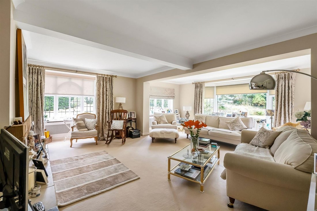 House in Great Bookham, England 4 - 17485386