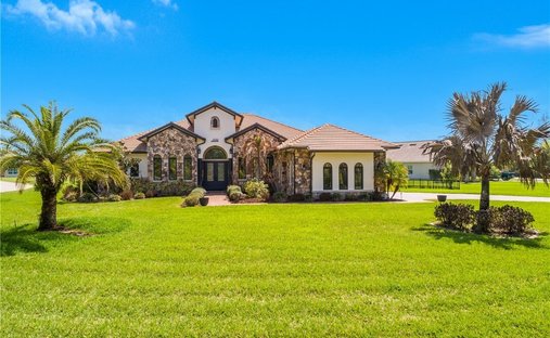 House in Alva, Florida, United States 1