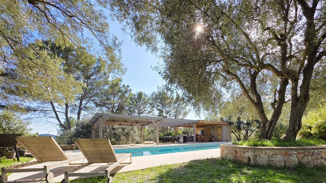 House in Bagnols-en-Forêt, Provence-Alpes-Côte d'Azur, France 1 - 17482619