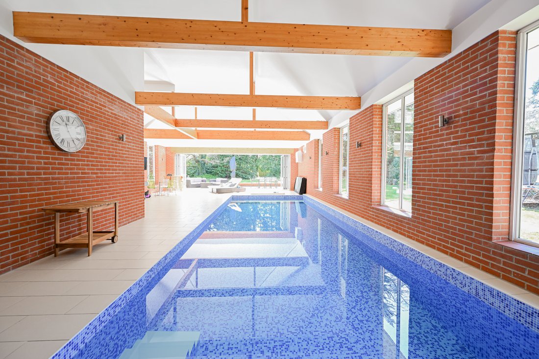House in Ringwood, England 3 - 17486987