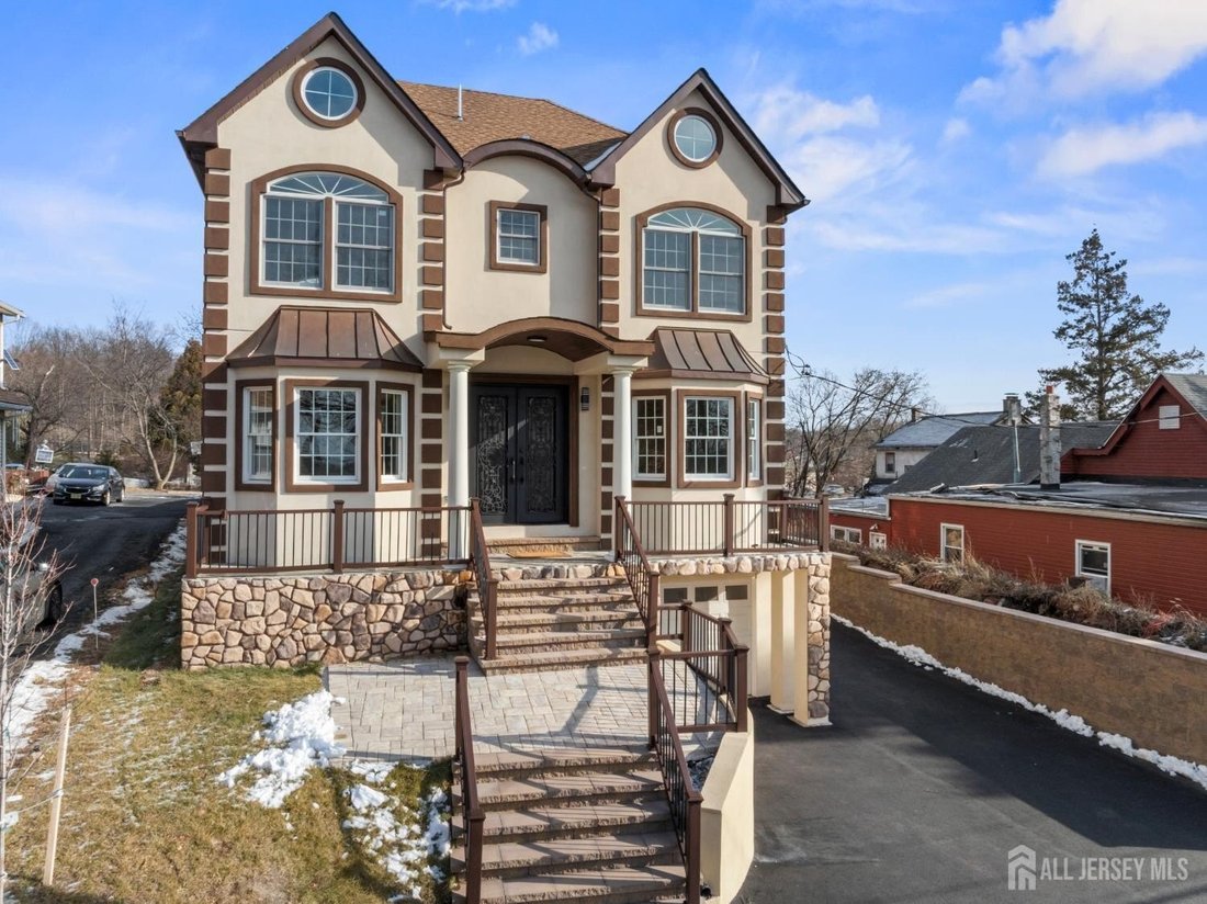 House in Metuchen, New Jersey, United States 2 - 17483828