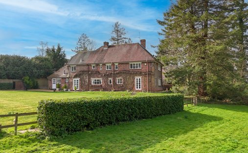 House in Ringwood, England 1