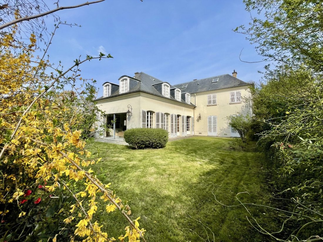 House in Domaine National du Château, Versailles, France 1 - 17480400