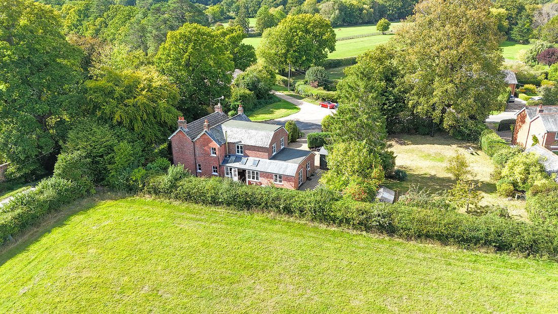 House in Bartley, England 1 - 17486961