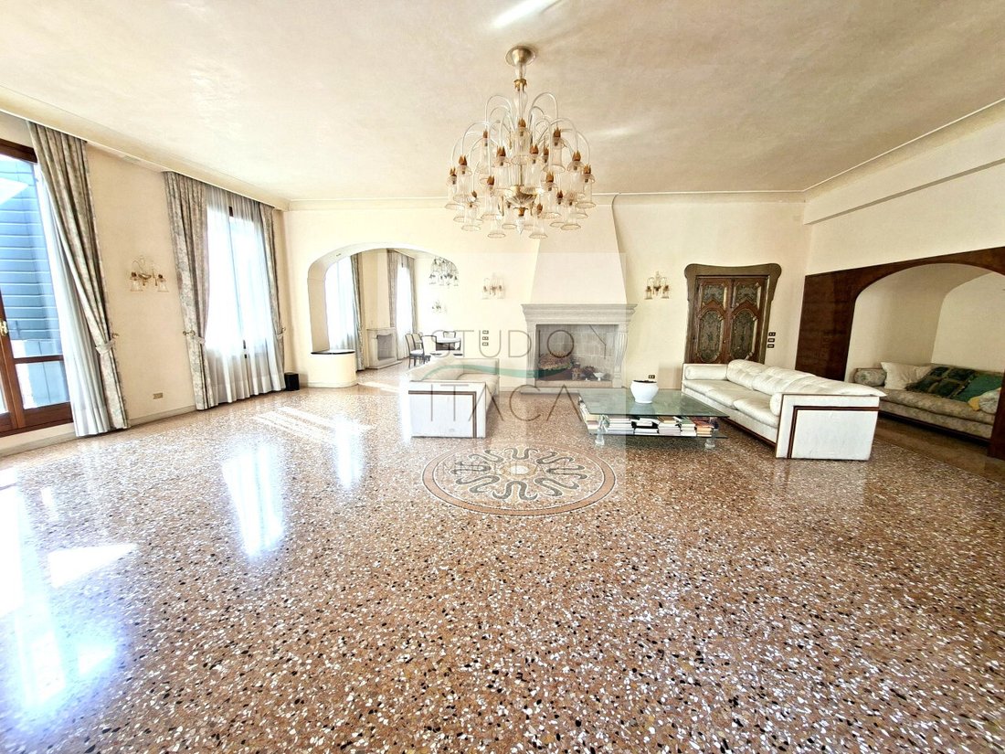 Penthouse in Piazze, Padua, Italy 5 - 17488613