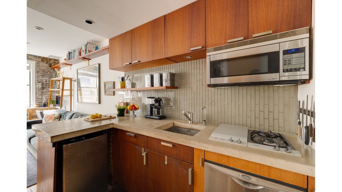 Co Op in New York, New York, United States 5 - 17482607