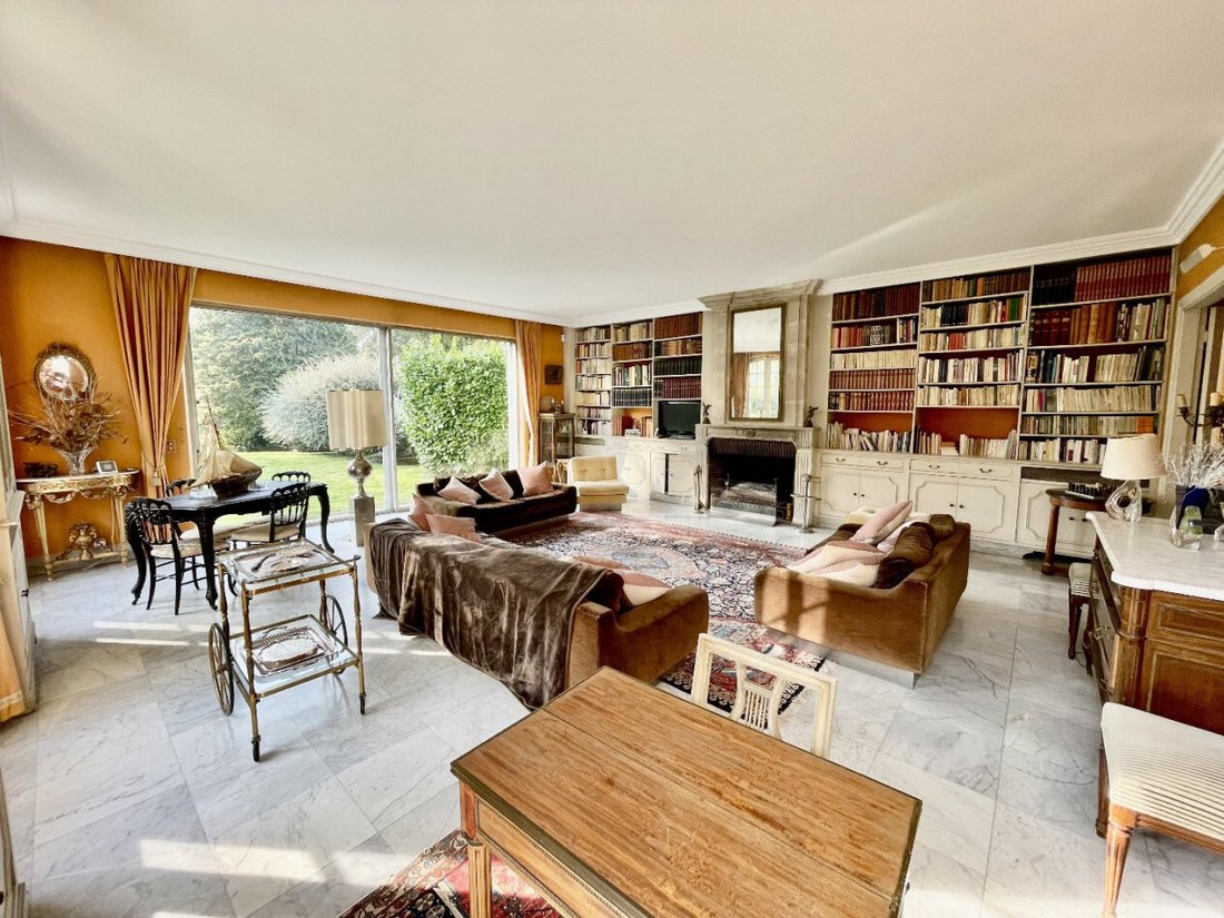 House in Domaine National du Château, Versailles, France 4 - 17480400
