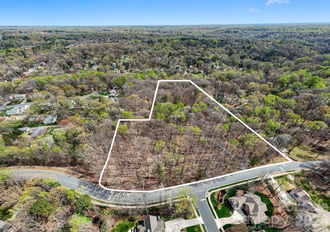 Land in Matthews, North Carolina, United States 2 - 17486617