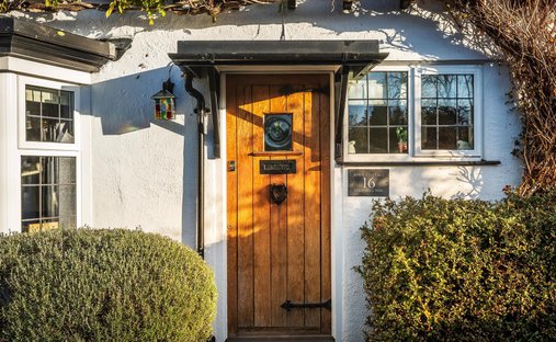 Haus in Epsom and Ewell, England 1
