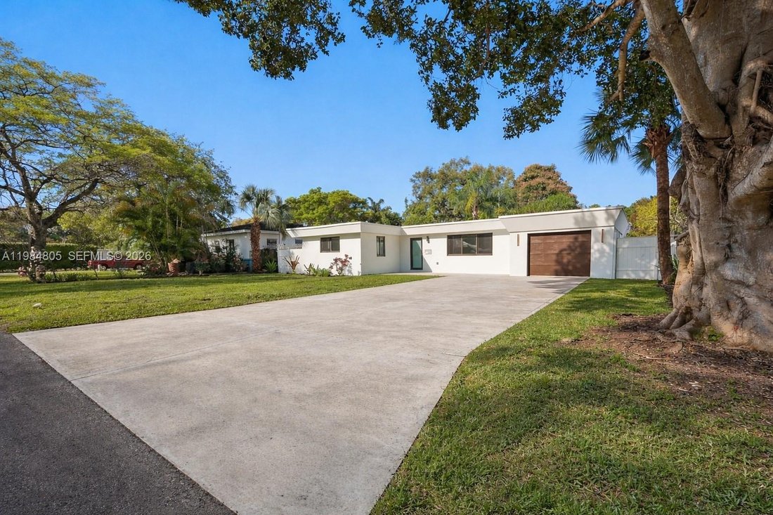 House in Miami, Florida, United States 1 - 17487195
