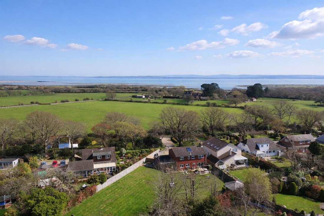 House in Lymington, England 2 - 17488227